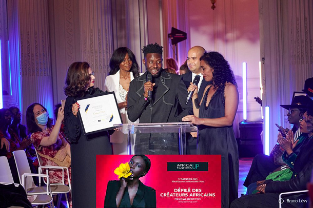Lire la suite à propos de l’article Africa Fashion
